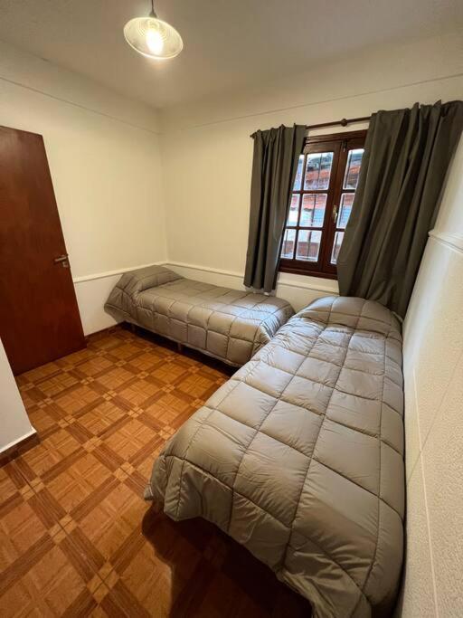 Departamentos Patagonia Calle Rivadavia เอลโบลซอน ภายนอก รูปภาพ