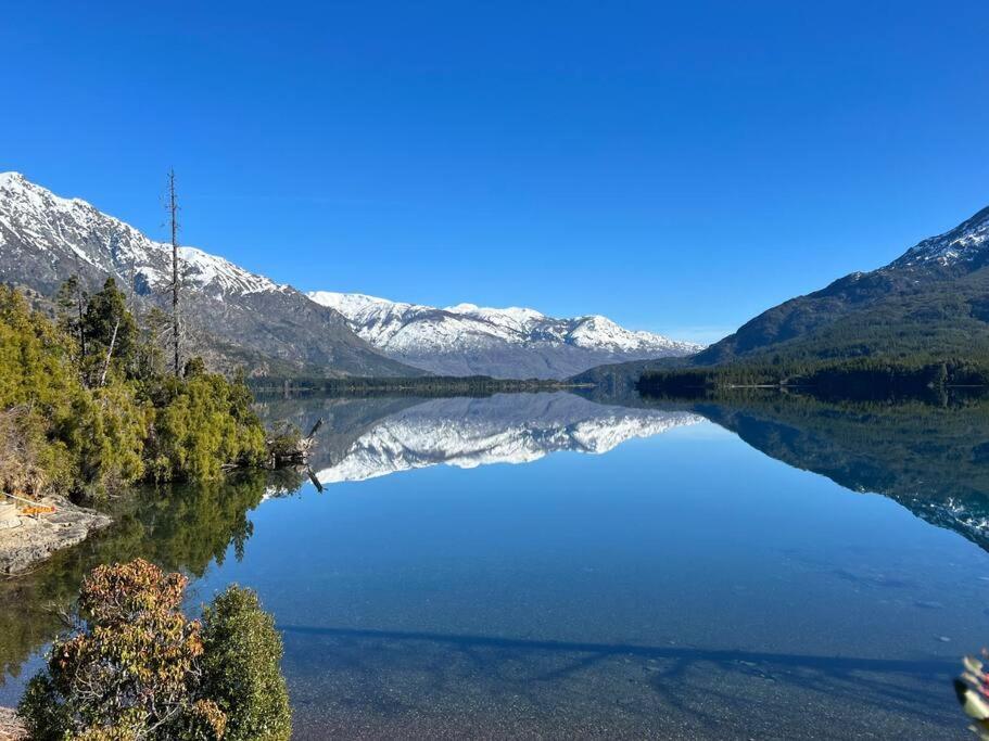 Departamentos Patagonia Calle Rivadavia เอลโบลซอน ภายนอก รูปภาพ